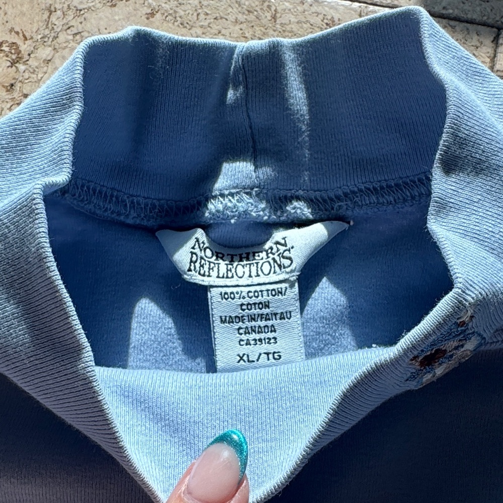 Northern Reflections Vintage Long Sleeve Top with Bear stitching on collar - Picture 5 of 7